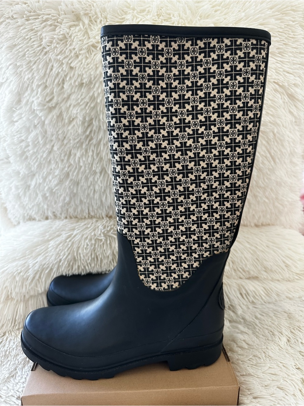 Tory Burch T Monogram Hurricane Tall Rain Boots Waterproof Black Cream Size 9